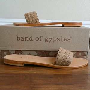 B.O.G Band of the Free Brown Tan Malibu Slides Leather Woven Sandals Shoes W7